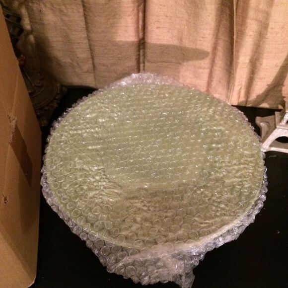 Ceramic Sage Green Round Pedestal Cake Platform - Picture 6 of 8